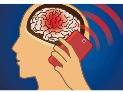 تلفن همراه سبب تومور مغزی می‌شود یا نه؟