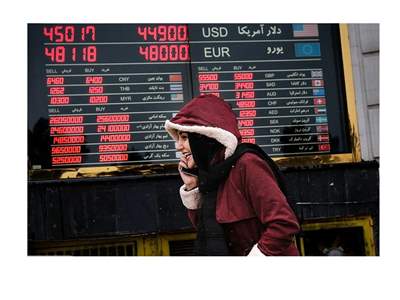 پیش‌بینی مهم از قیمت دلار/ قیمت دلار با توافق ایران و آمریکا تا کجا می‌ریزد؟