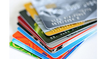 ارائه کارت‌های اعتباری و یارانه‌ای تا پایان سال 