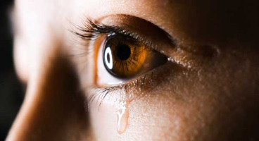 اشک چشم مبتلایان به کرونا آلوده به ویروس است !